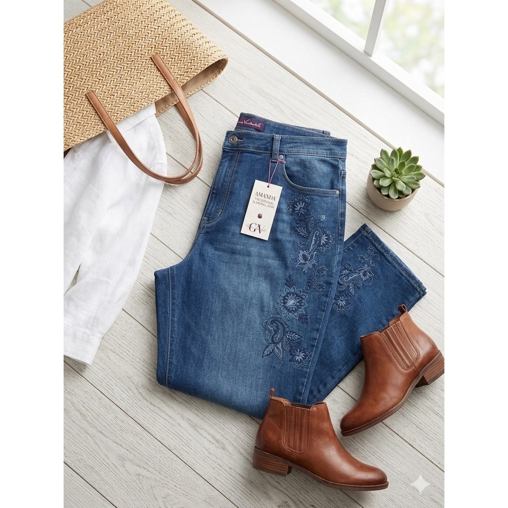 Gloria Vanderbilt Embroidered Straight-Leg Jeans in Denim‎ Blue
